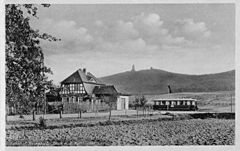 Sittendorf: Bahnhof mit Blick n. d. Kyffhäuser